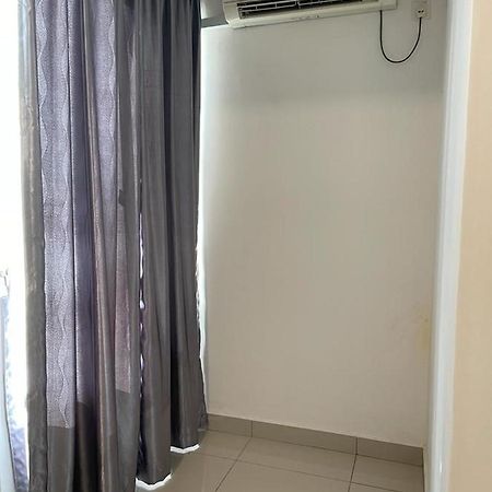 Marina Heights Hotel Residency Lumut Exterior foto